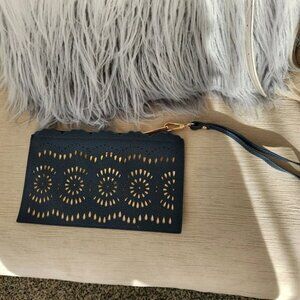 MARK & HALL SCALLOPED CUTOUT DESIGN navy Clutch Wristlet
